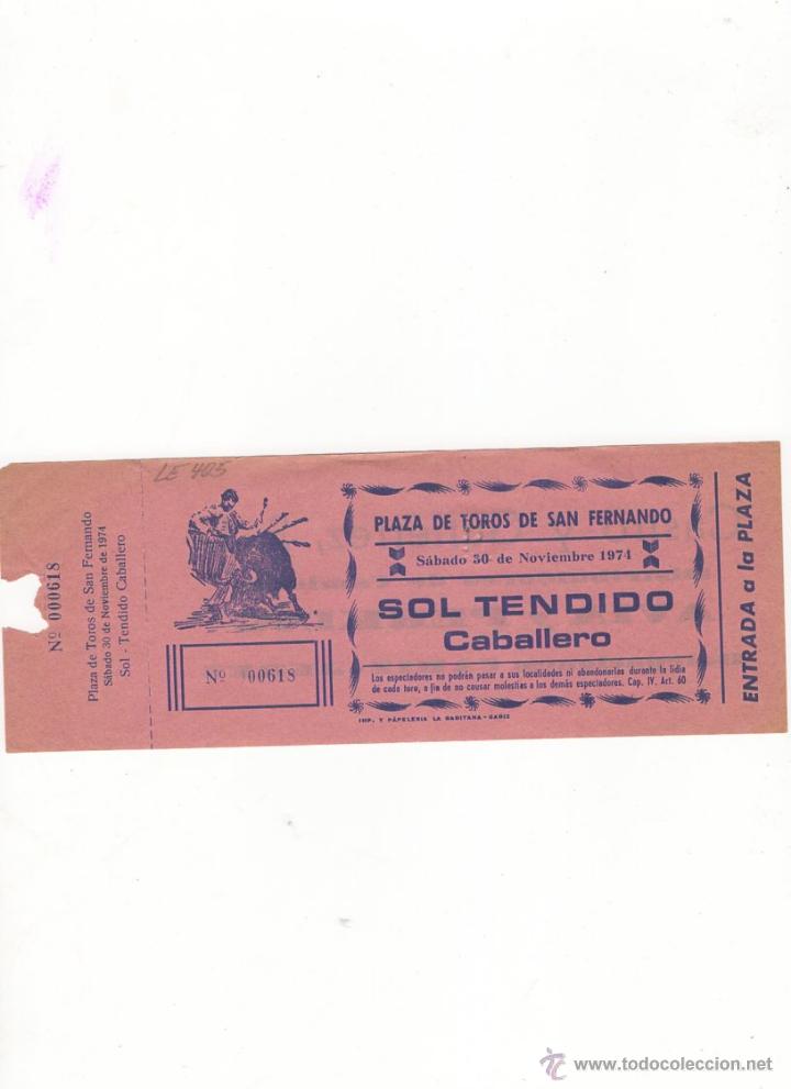 Tauromachia: ENTRADA DE TOROS, PLAZA DE TOROS DE SAN FERNANDO, 1974.