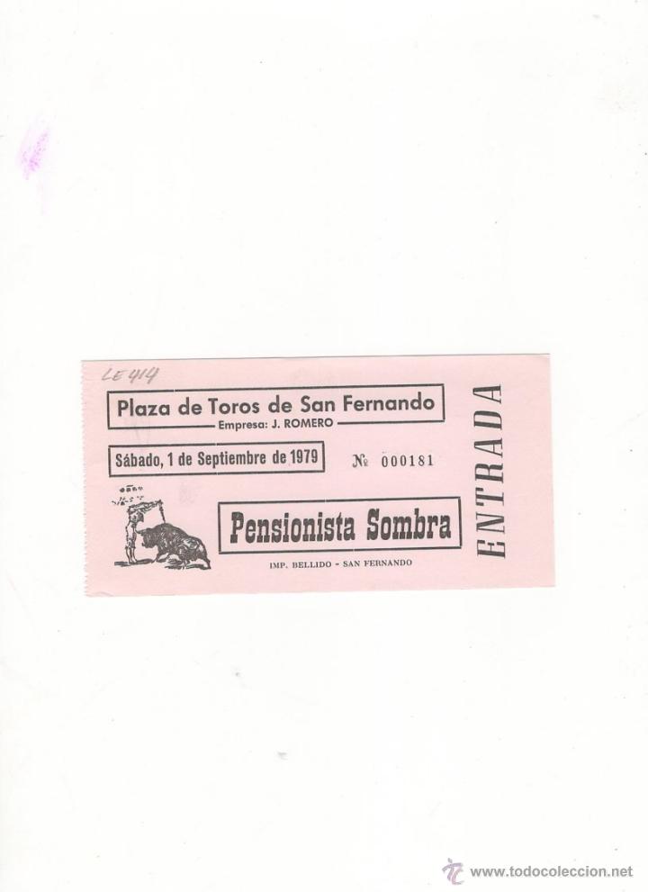 Tauromachia: ENTRADA DE TOROS, PLAZA DE TOROS DE SAN FERNANDO, 1979.