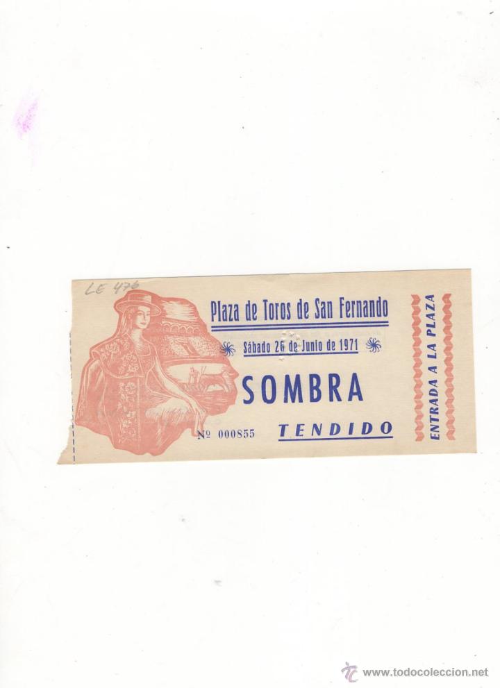 Tauromachia: ENTRADA DE TOROS, PLAZA DE TOROS DE SAN FERNANDO, 1971.