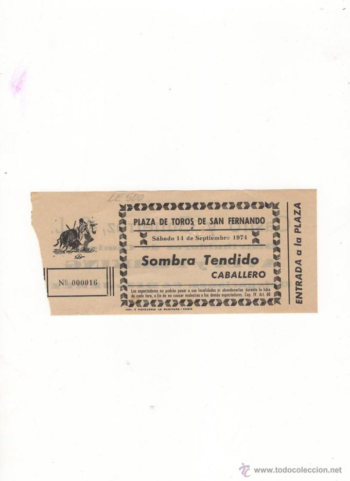 Tauromachia: ENTRADA DE TOROS, PLAZA DE TOROS DE SAN FERNANDO, 1974.