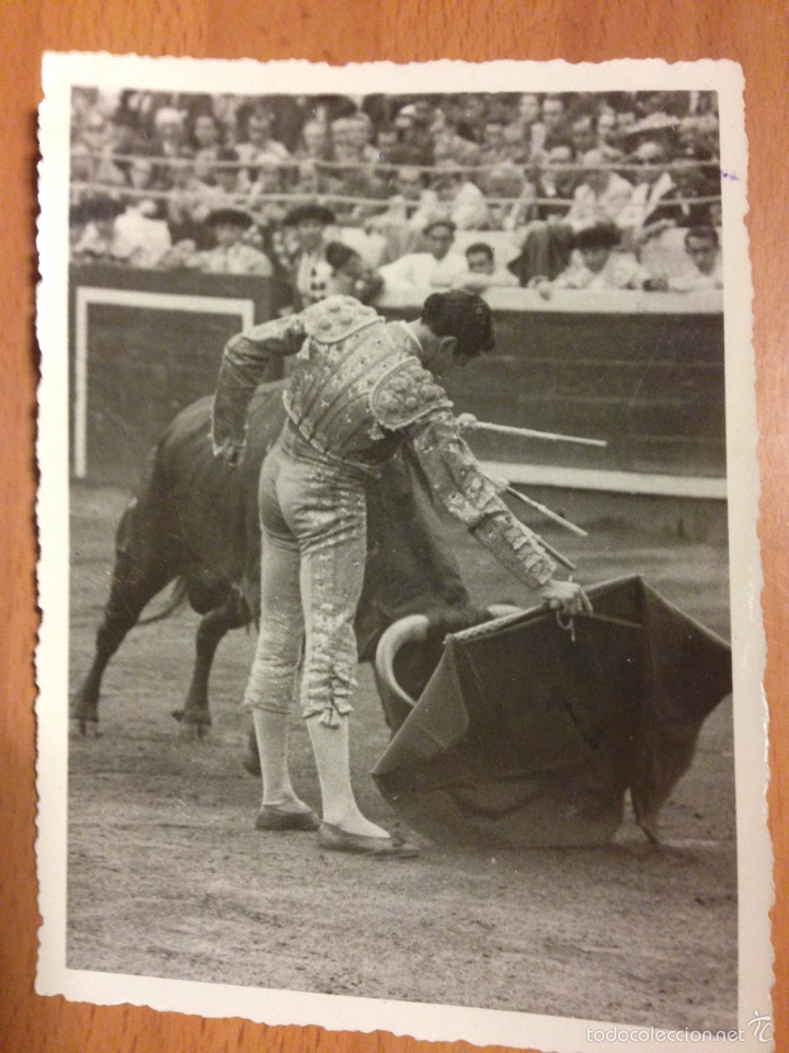 Tauromaquia: Foto original del torero Luis Miguel dominguin  corrida de toros 1947