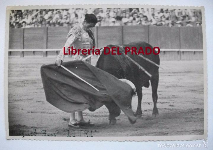 Tauromaquia: MIGUEL BÁEZ EL LITRI - FOTOGRAFÍA ORIGINAL AÑOS 40 SEVILLA FOTO SERRANO - TOROS GANDÍA