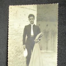 Tauromaquia: POSTAL FOTOGRÁFICA TORERO. JUAN PASTOR. PLAZA DE TOROS DE MADRID. AÑO 1945. . Lote 81064268