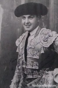 1946 Juanito Bienvenida torero dedicada firmada