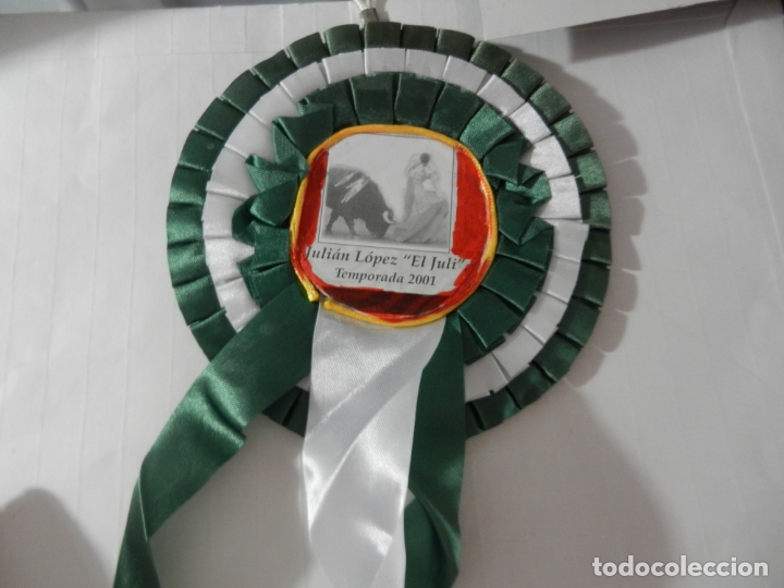 Tauromachie: ESCARAPELA JULI&Aacute;N L&Oacute;PEZ EL JULI.