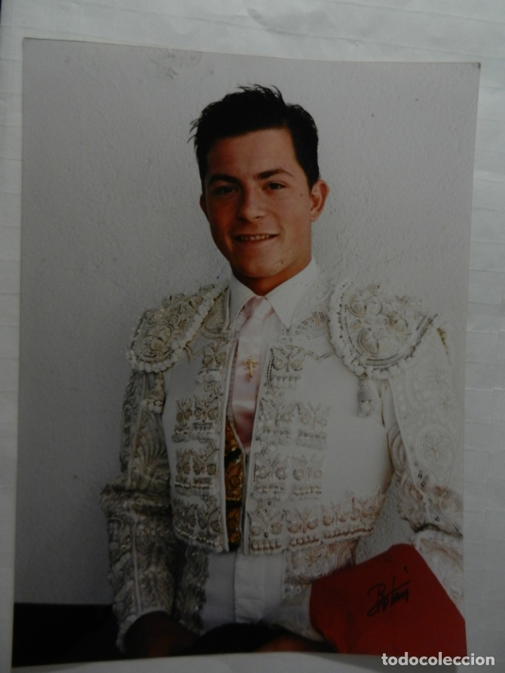 Bullfighting: FOTOGRAF&Iacute;A DEL TORERO GABRIEL PICAZO - FOTO BOT&Aacute;N 2003.