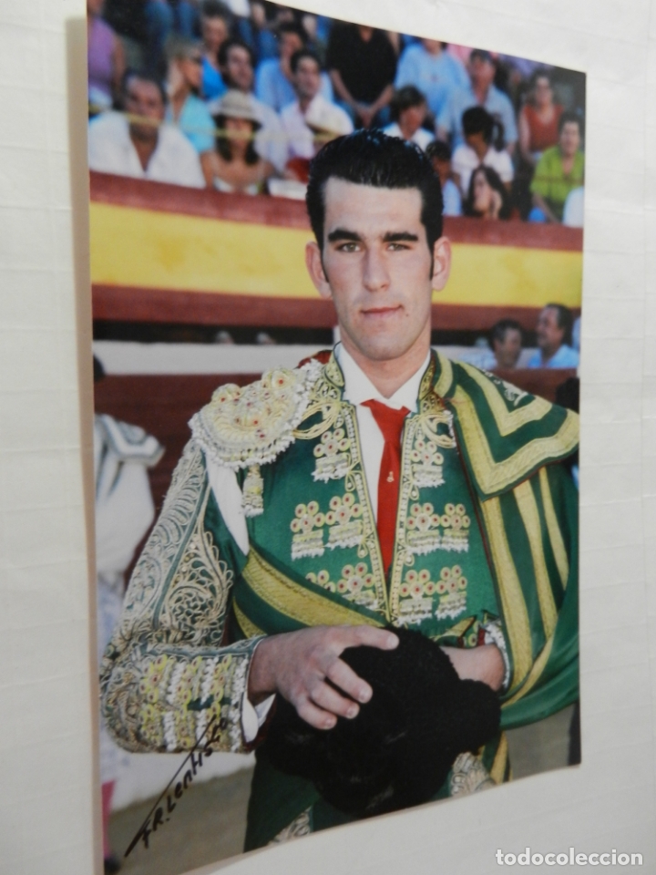 Bullfighting: FOTOGRAF&Iacute;A DEL TORERO EL NICO - FOTO F.R. LENTISCO 2005.