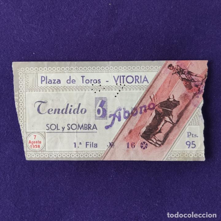 Tauromachia: ENTRADA DE TOROS. PLAZA DE TOROS DE VITORIA. 7 DE AGOSTO DE 1958.
