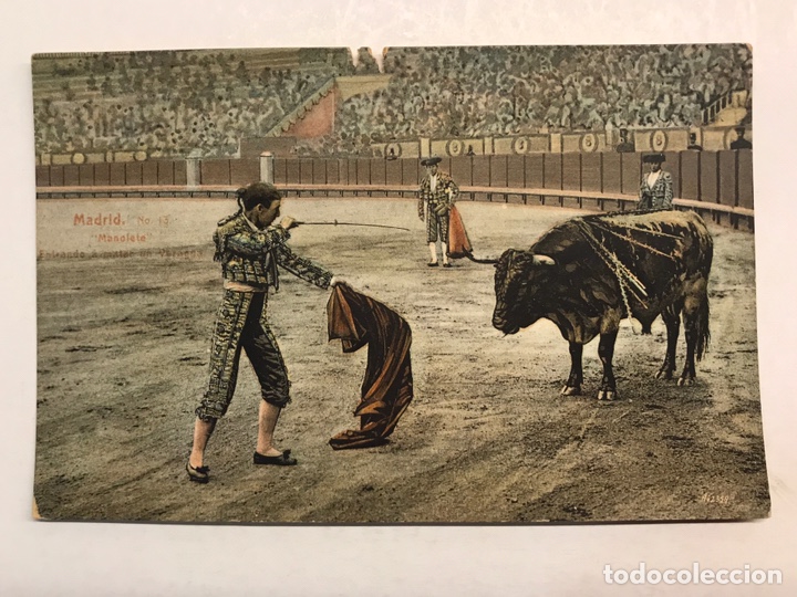 Tauromaquia: MADRID TAUROMAQUIA. Postal No.13, MANOLETE, Entrando a matar a un Veragua, TC, Madrid (h.1910?)