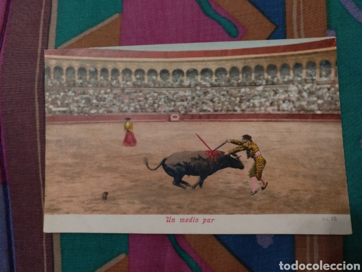 Tauromachie: POSTAL TOROS UN MEDIO PAR