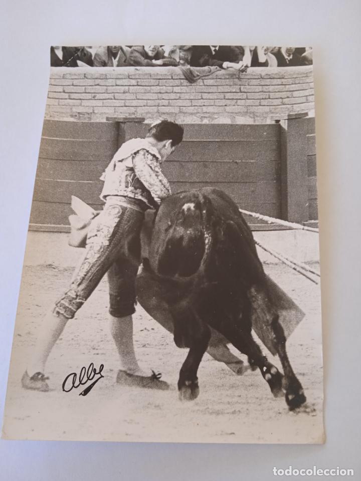 Bullfighting: FOTOGRAFIA. TORERO MANOLO LINARES, MANOLIN. FOTO ALBE. 18 X 13 CM APROX.