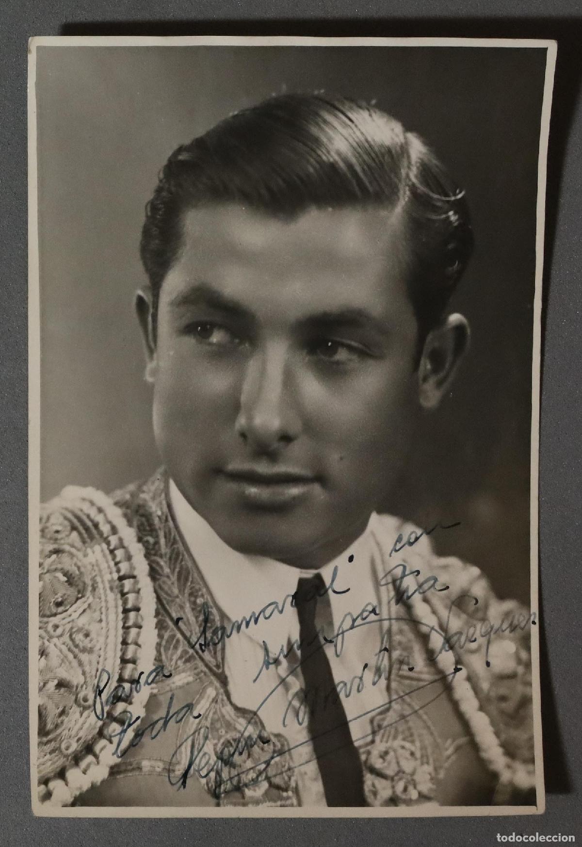 Bullfighting: FOTOGRAFIA. TORERO. PEPE MARTIN VAZQUEZ. CON DEDICATORIA AUTOGRAFA. ORTIZ FOTOGRAFO. MADRID