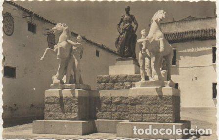 Tauromaquia: POSTAL TAURINA. CORDOBA. MONUMENTO A MANOLETE P-TOR-397