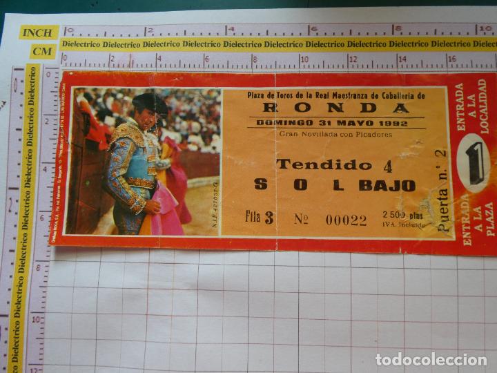 Tauromachie: ENTRADA DE TOROS TAUROMAQUIA. RONDA 31 MAYO 1992. REAL MAESTRANZA CABALLER&Iacute;A. 21