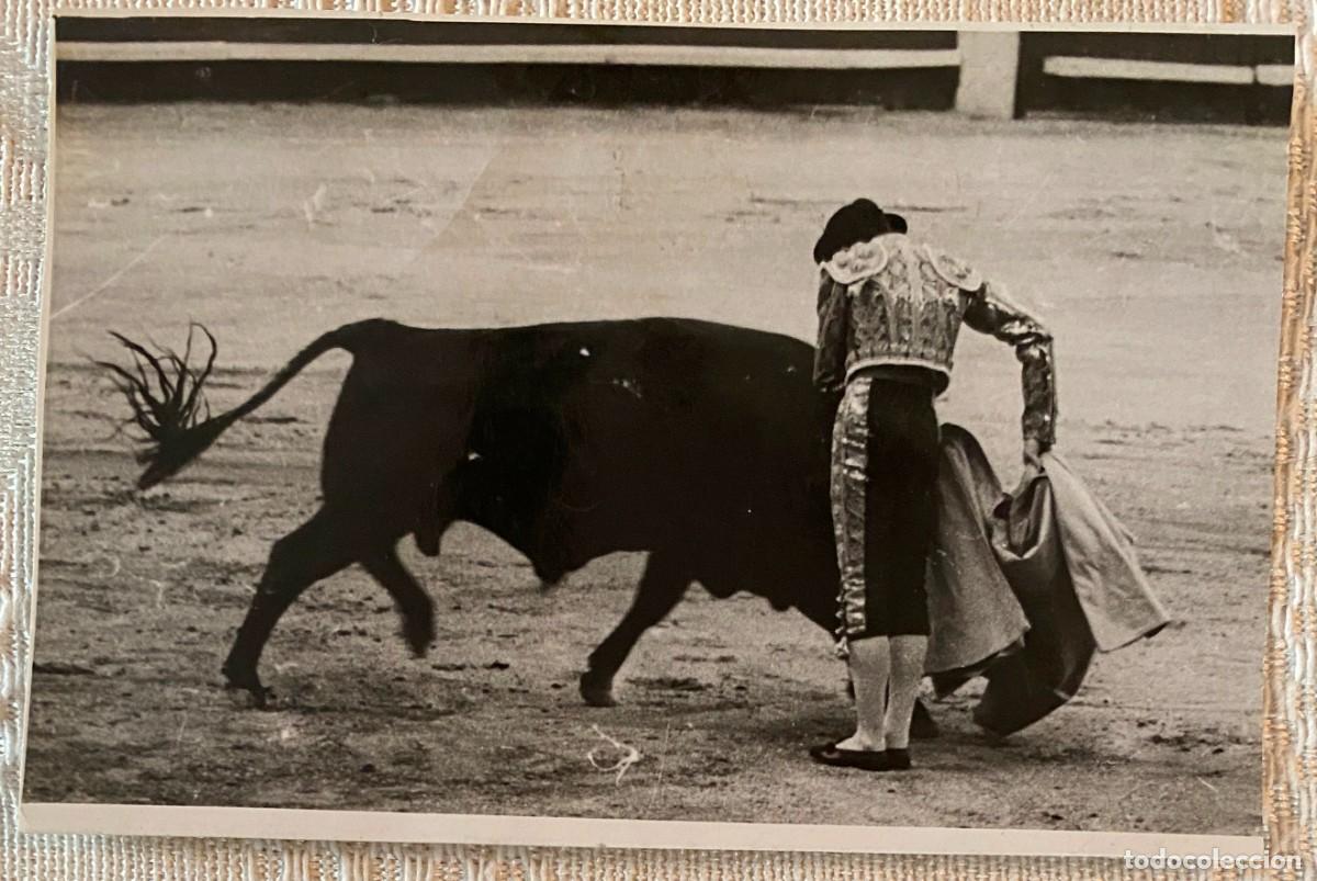 Tauromaquia: FOTOGRAFIA DE MANUEL RODRIGUEZ, MANOLETE, FOTO BALDOMERO, MIDE 9 X 6 CMS., VER LAS DOS FOTOS PUESTA