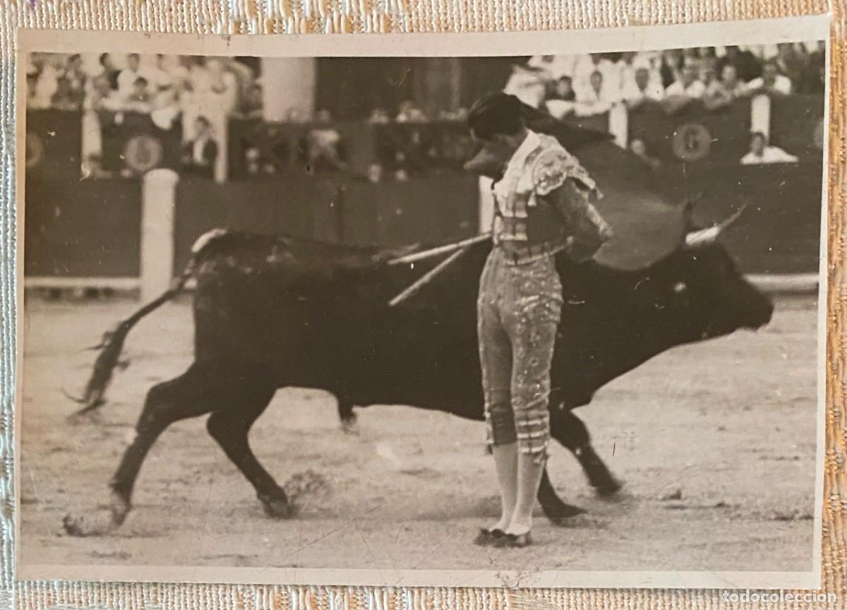 Tauromaquia: FOTOGRAFIA DE MANUEL RODRIGUEZ, MANOLETE, FOTO BALDOMERO, MIDE 9 X 6 CMS., VER LAS DOS FOTOS PUESTA