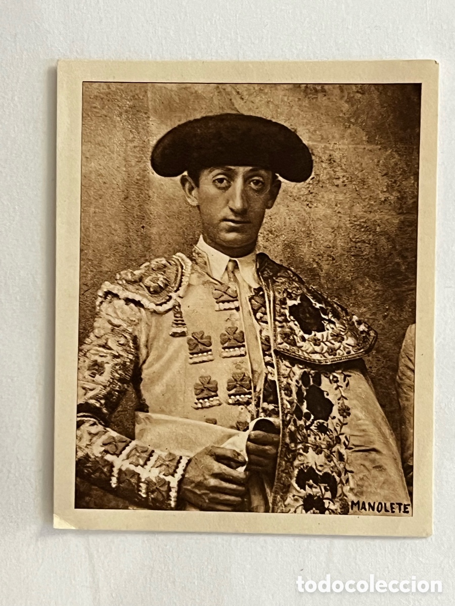 Tauromaquia: MANOLETE.. Tauromaquia.. Foto Cromo del Maestro del Toreo&hellip; (h.1940?) Med&iacute;das: 12 x 10 cm.