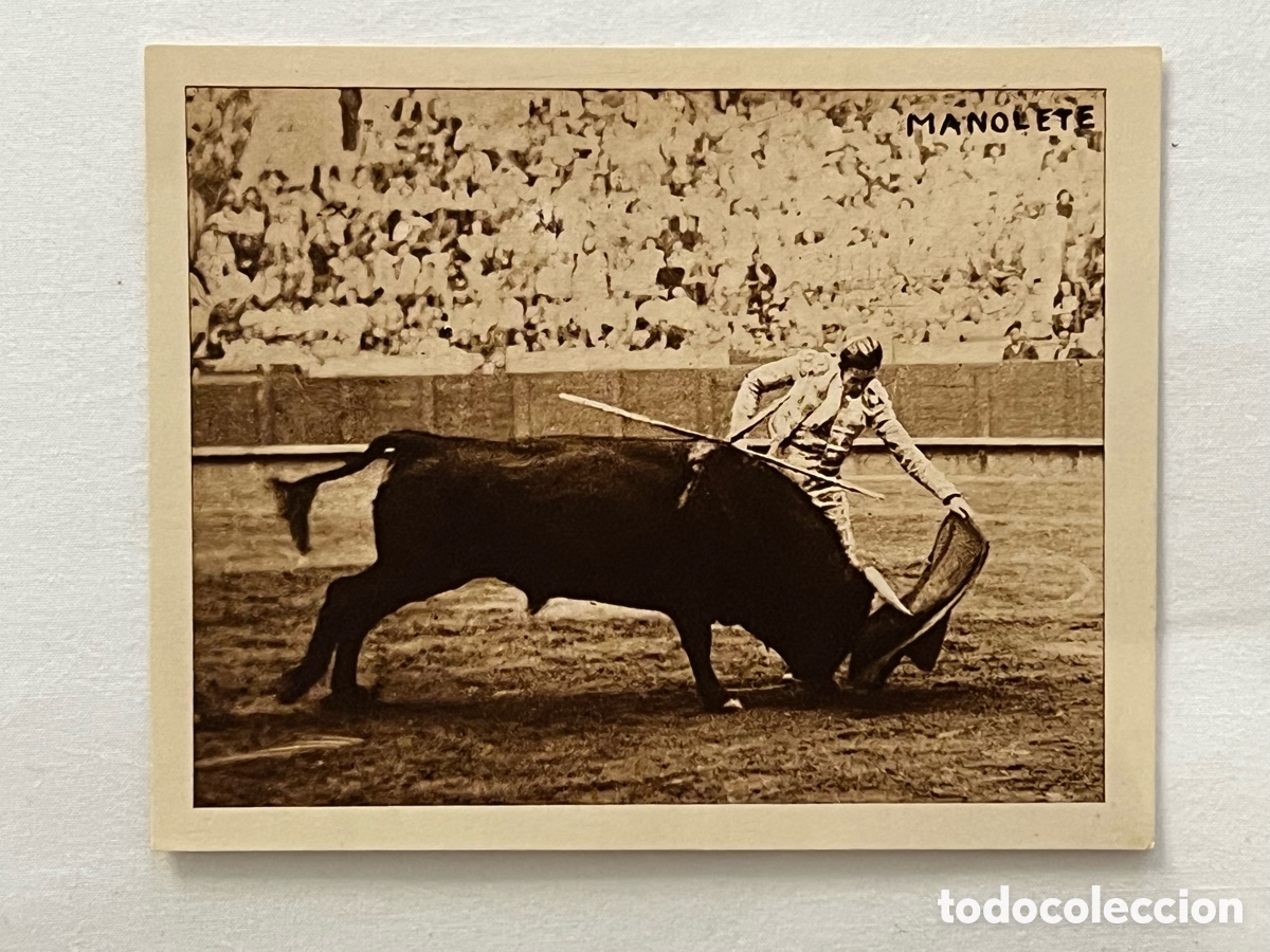 Tauromaquia: MANOLETE.. Tauromaquia.. Foto Cromo del Maestro del Toreo&hellip; (h.1940?) Med&iacute;das: 12 x 10 cm.