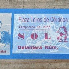 Tauromaquia: ENTRADA PLAZA DE TOROS DE CORDOBA, TEMPORADA 1966