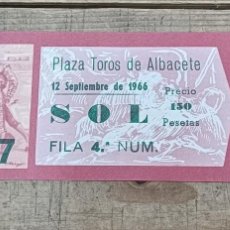 Tauromaquia: ENTRADA PLAZA DE TOROS ALBACETE, 12 SEPTIEMBRE 1966, ANTONIO BIENVENIDA,MIGUELIN Y EL VITI