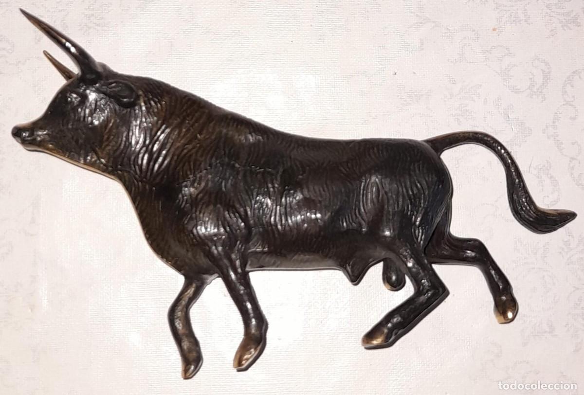 Tauromaquia: TORO DE BRONCE, 22 x 14 CENT&Iacute;METROS - Foto 2