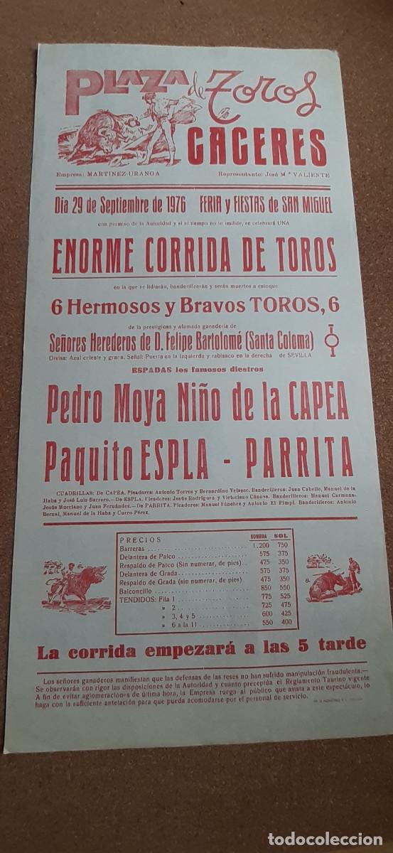 Tauromaquia: Cartel de toros. C&aacute;ceres. 29 septiembre 1976. Ni&ntilde;o de la Capea, Paquito Espl&aacute;, Parrita