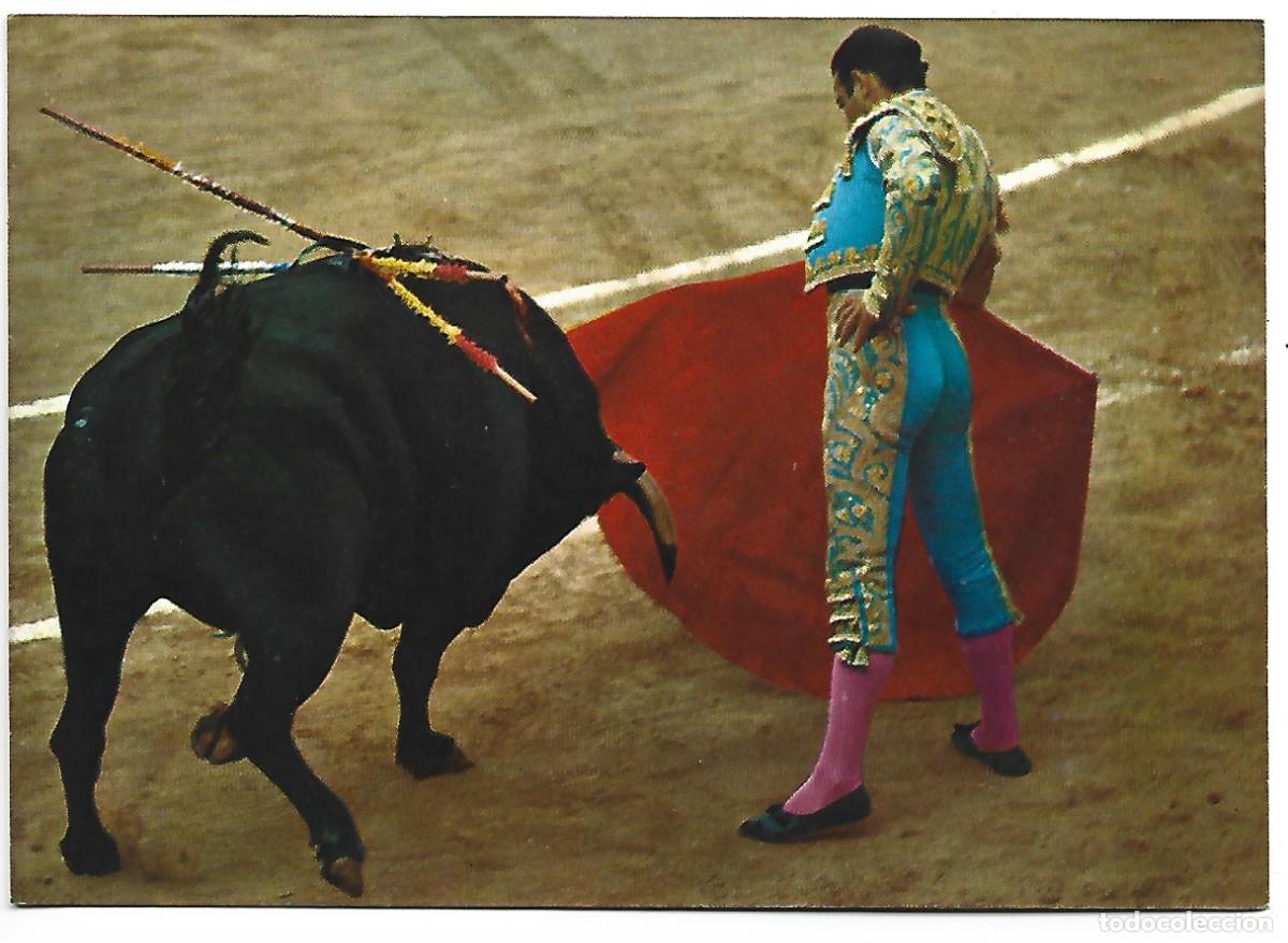 Tauromaquia: &rdquo; PASE CON LA DERECHA &rdquo;.- CORRIDA DE TOROS - Foto 1