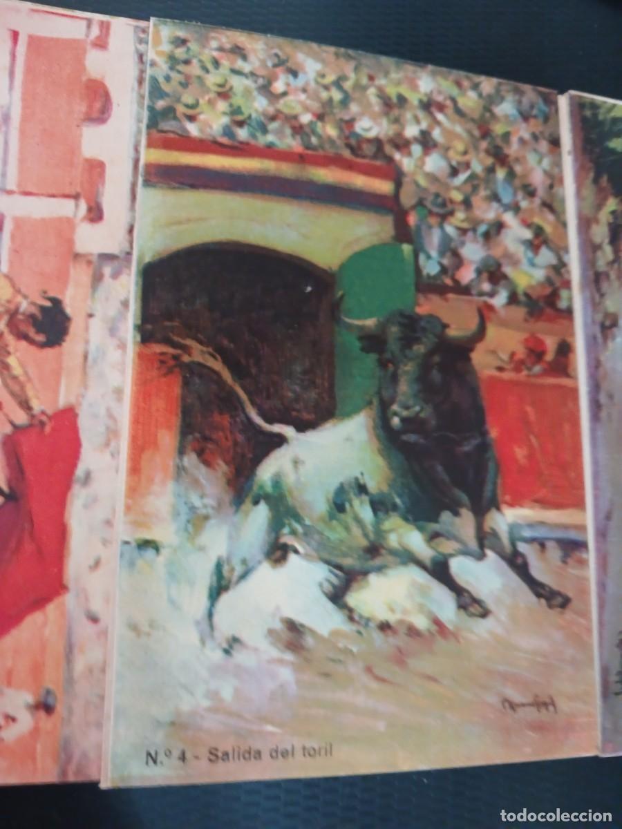 Stierkampf: ALBUM TAURINO, ACORDEON CON 12 POSTALES TAURINAS. BANDERA REPUBLICANA.