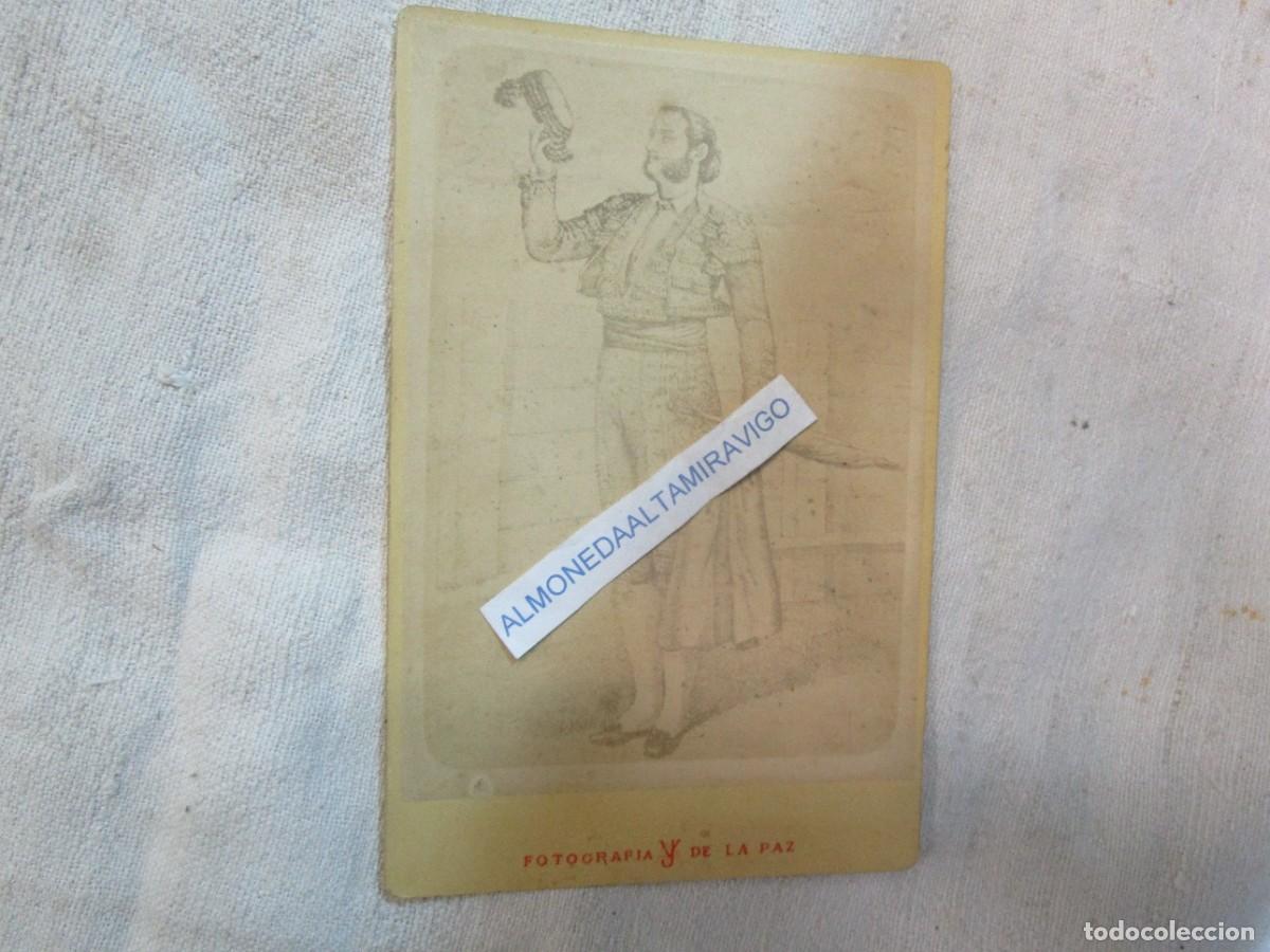 Stierkampf: TAUROMAQUIA Alb&uacute;mina de torero, finales XIX foto carta visita - J. Vigouroux en Montevideo 16x11cm.+