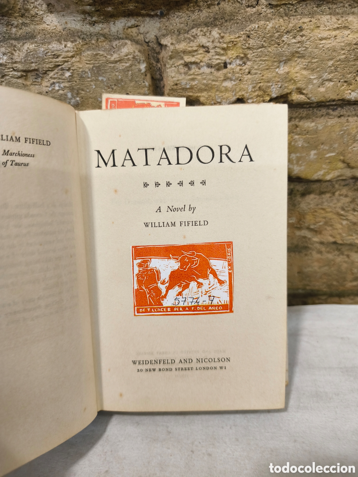 Tauromaquia: MATADORA A Novel by WILLIAM FIFIELD - Foto 2