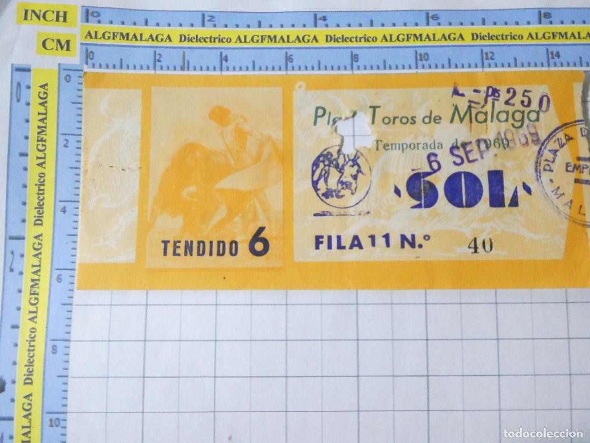 Tauromaquia: ENTRADA TOROS TOREROS CORRIDA PLAZA M&Aacute;LAGA 6 SEPTIEMBRE 1969 CERVEZA VICTORIA. 408