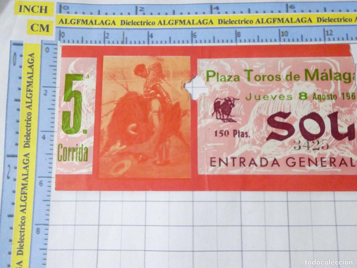 Tauromaquia: ENTRADA TOROS TOREROS CORRIDA PLAZA M&Aacute;LAGA. 8 AGOSTO 1963. PUBLICIDAD CERVEZA VICTORIA. 422