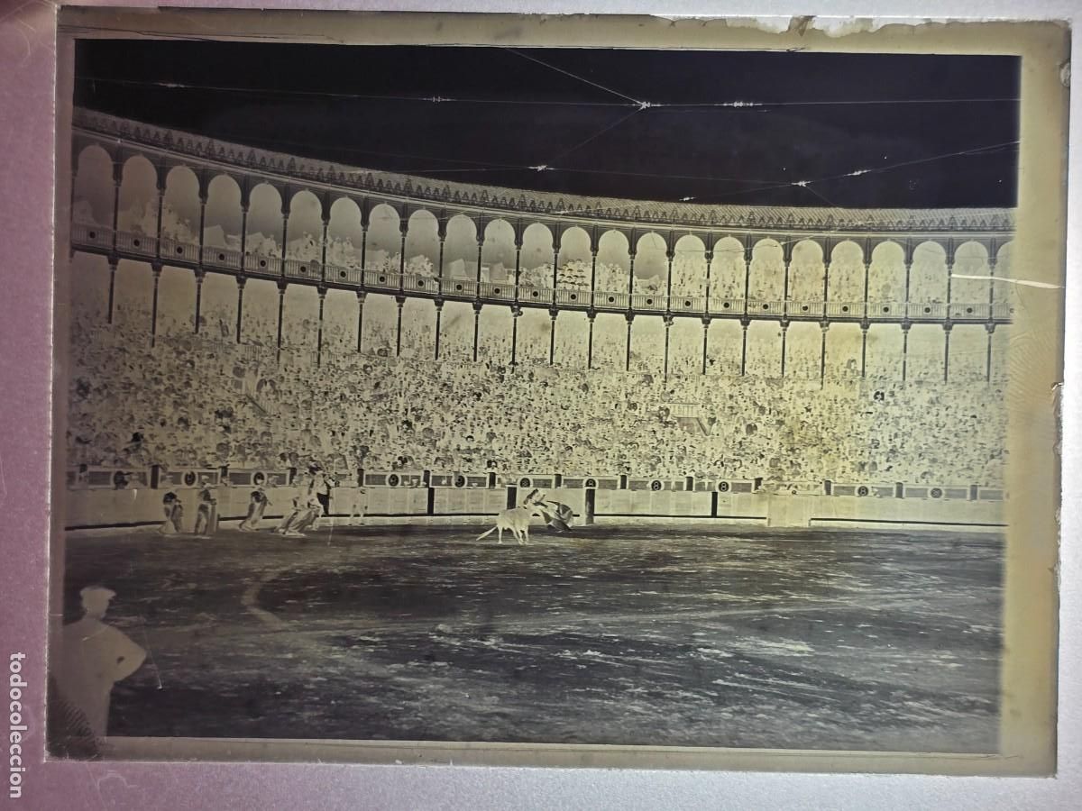 Tauromachie: PLACA , NEGATIVO , CLICHE DE CRISTAL DE PLAZA DE TOROS. PARA IDENTIFICAR.