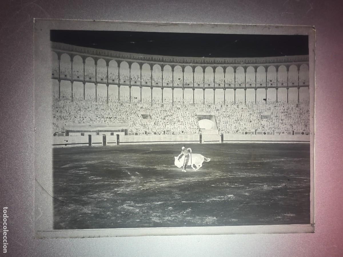Tauromaquia: PLACA , NEGATIVO , CLICHE DE CRISTAL DE PLAZA DE TOROS. PARA IDENTIFICAR.