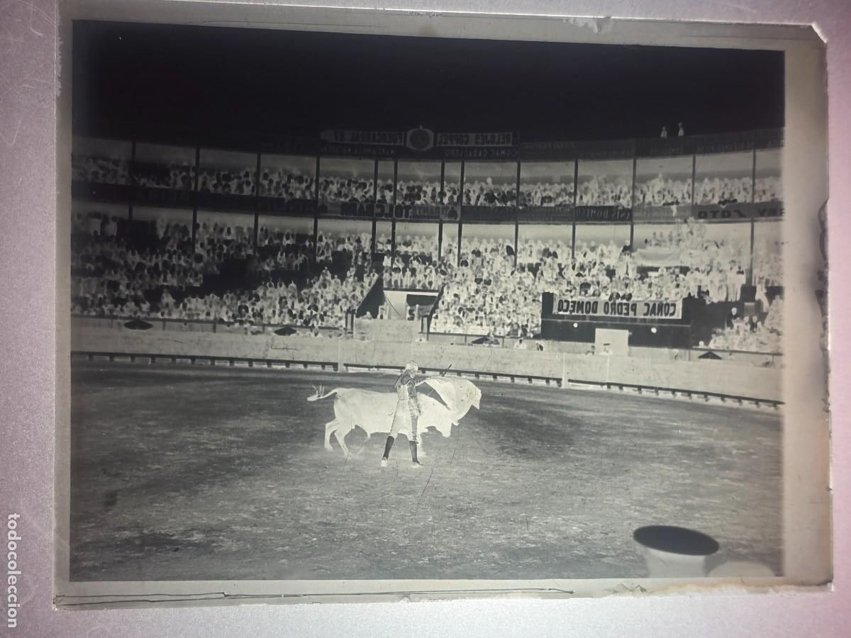 Tauromaquia: PLACA , NEGATIVO , CLICHE DE CRISTAL DE PLAZA DE TOROS. PARA IDENTIFICAR.