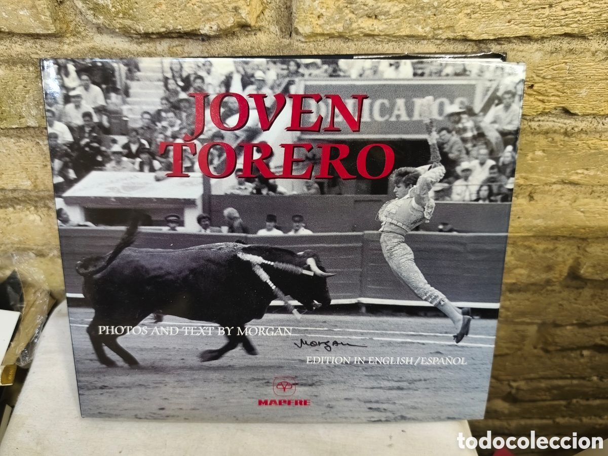 Tauromaquia: Joven torero, Photos and texts by Morgan