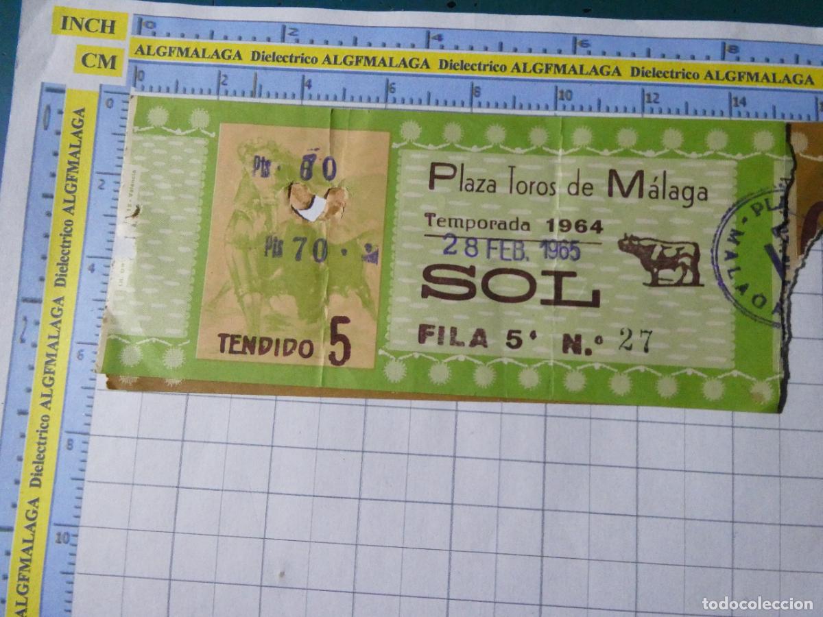 Tauromaquia: ENTRADA TOROS TOREROS CORRIDA PLAZA M&Aacute;LAGA. 28 FEBRERO 1965 PUBLICIDAD CERVEZA VICTORIA. 468