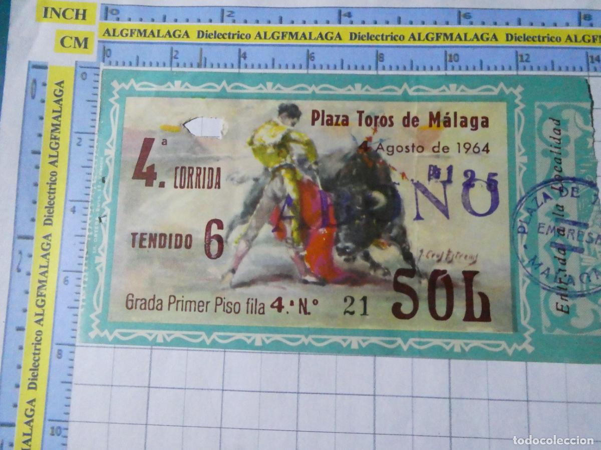 Tauromaquia: ENTRADA TOROS TOREROS CORRIDA PLAZA M&Aacute;LAGA. 4 AGOSTO 1964 PUBLICIDAD CERVEZA VICTORIA. 473