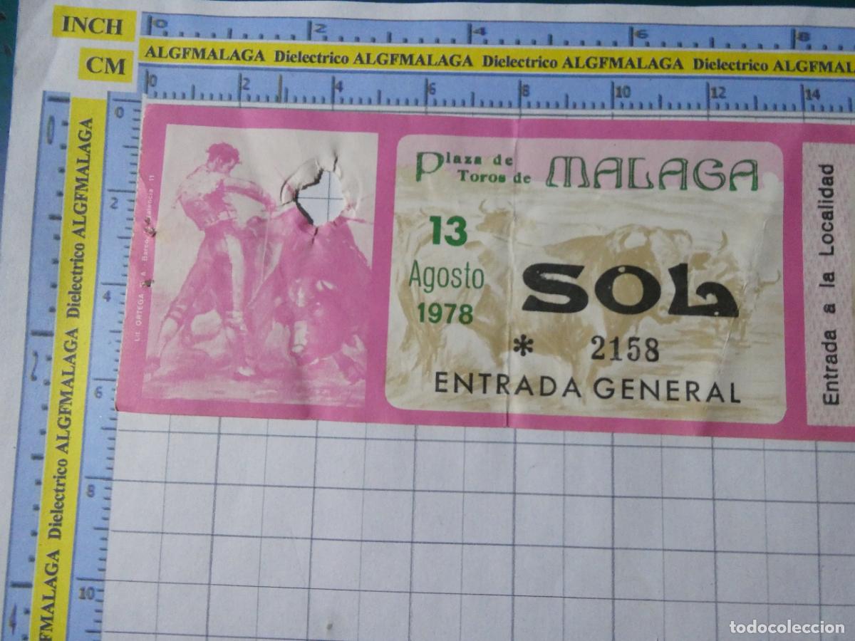 Tauromaquia: ENTRADA TOROS TOREROS CORRIDA PLAZA M&Aacute;LAGA. 13 AGOSTO 1978 . 479