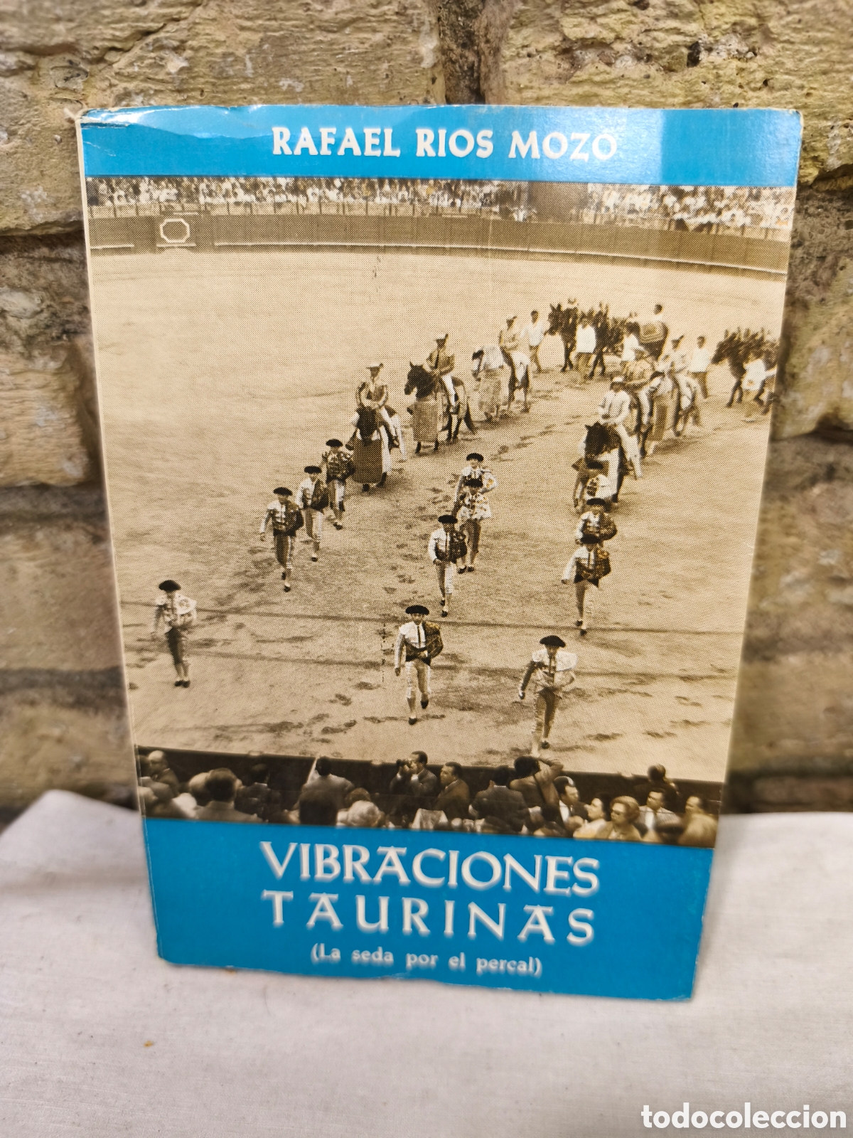 Tauromaquia: VIBRACIONES TAURINAS (La seda por el percal)