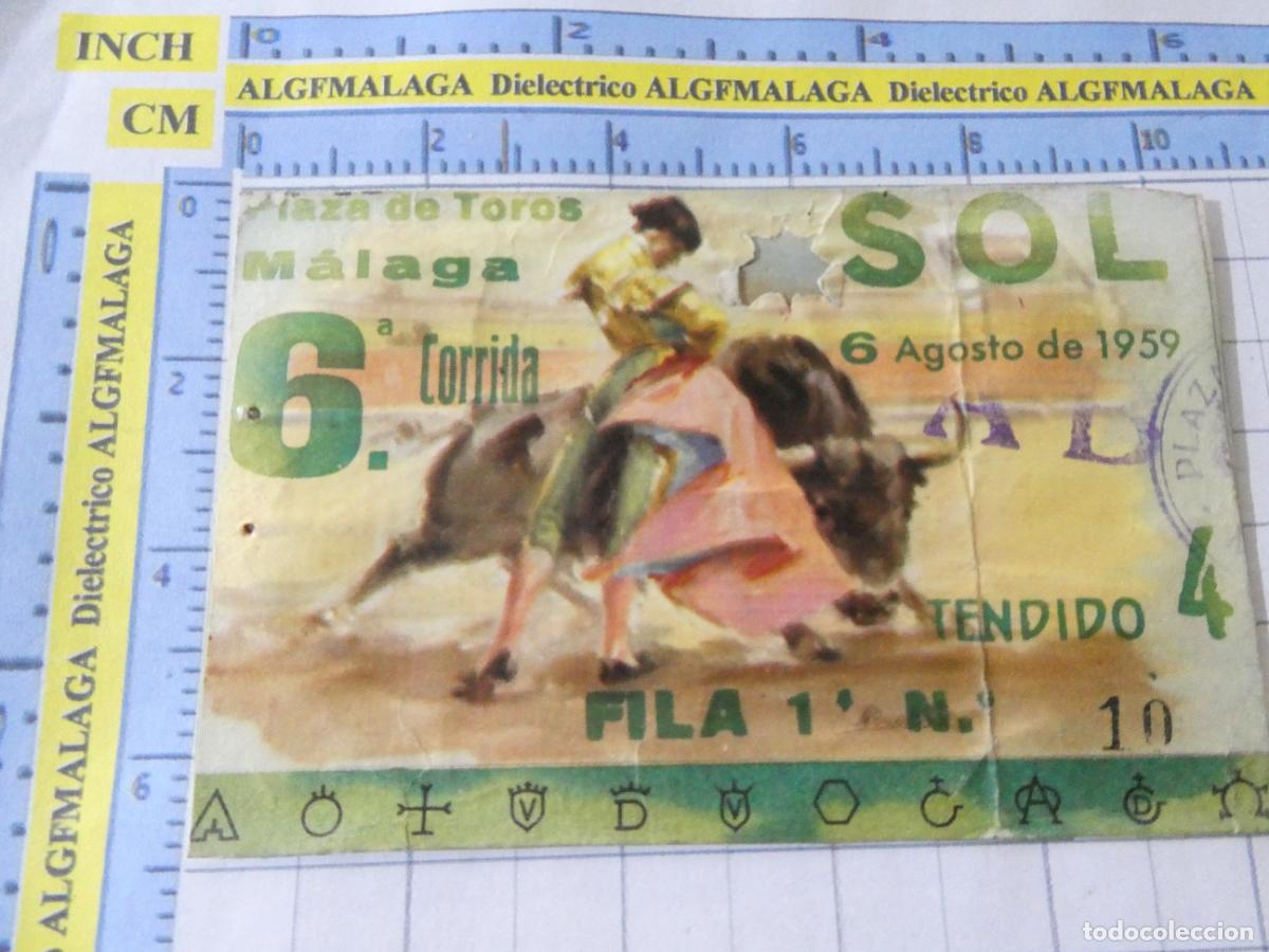 Tauromaquia: ENTRADA TOROS TOREROS CORRIDA PLAZA M&Aacute;LAGA. 6 AGOSTO 1959 . 496