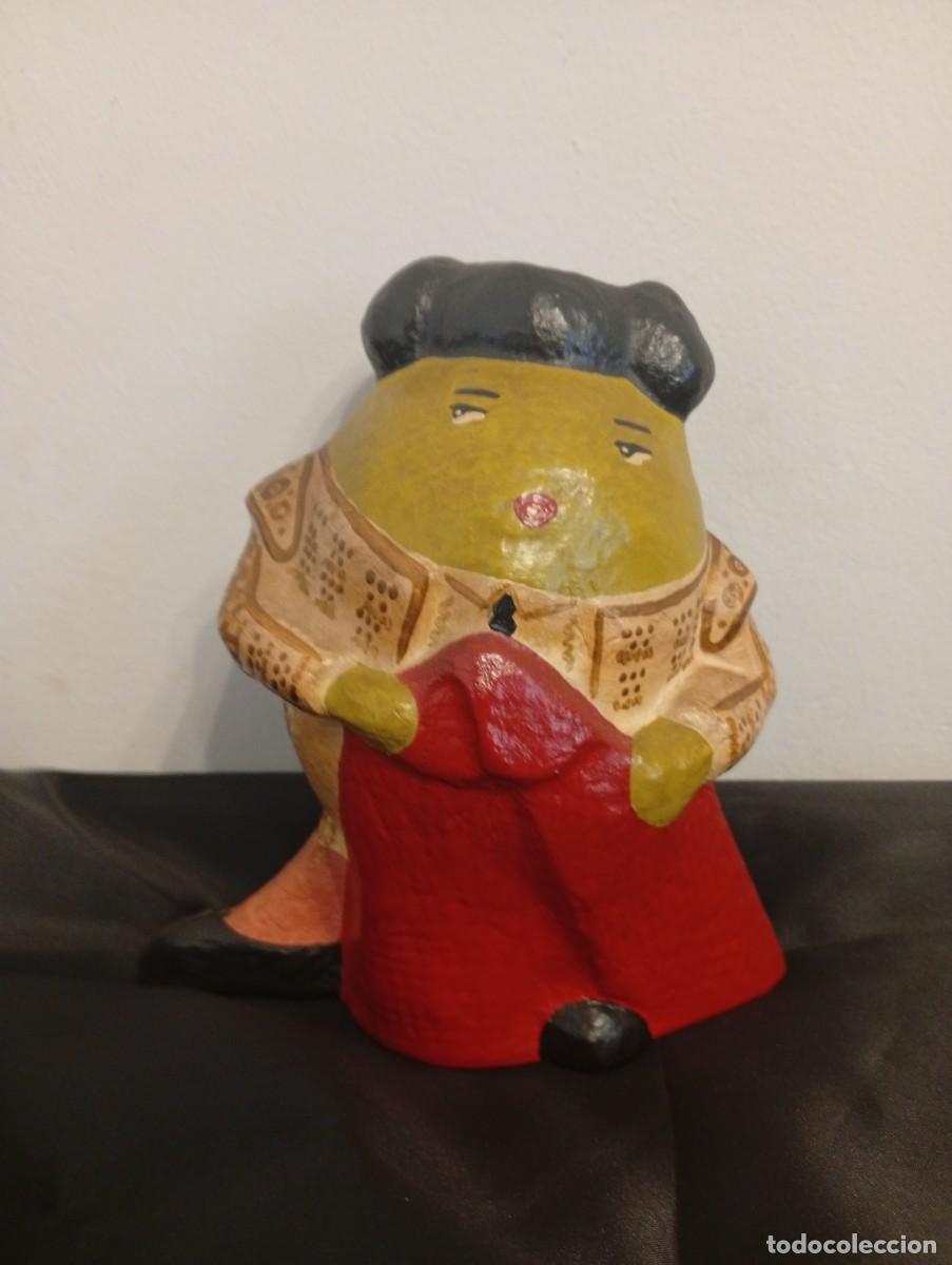 Tauromaquia: Aceituna torera en papel mache