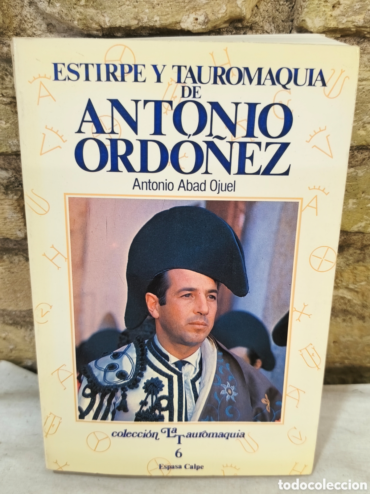 Tauromaquia: ESTIRPE Y TAUROMAQUIA DE ANTONIO ORDONEZ