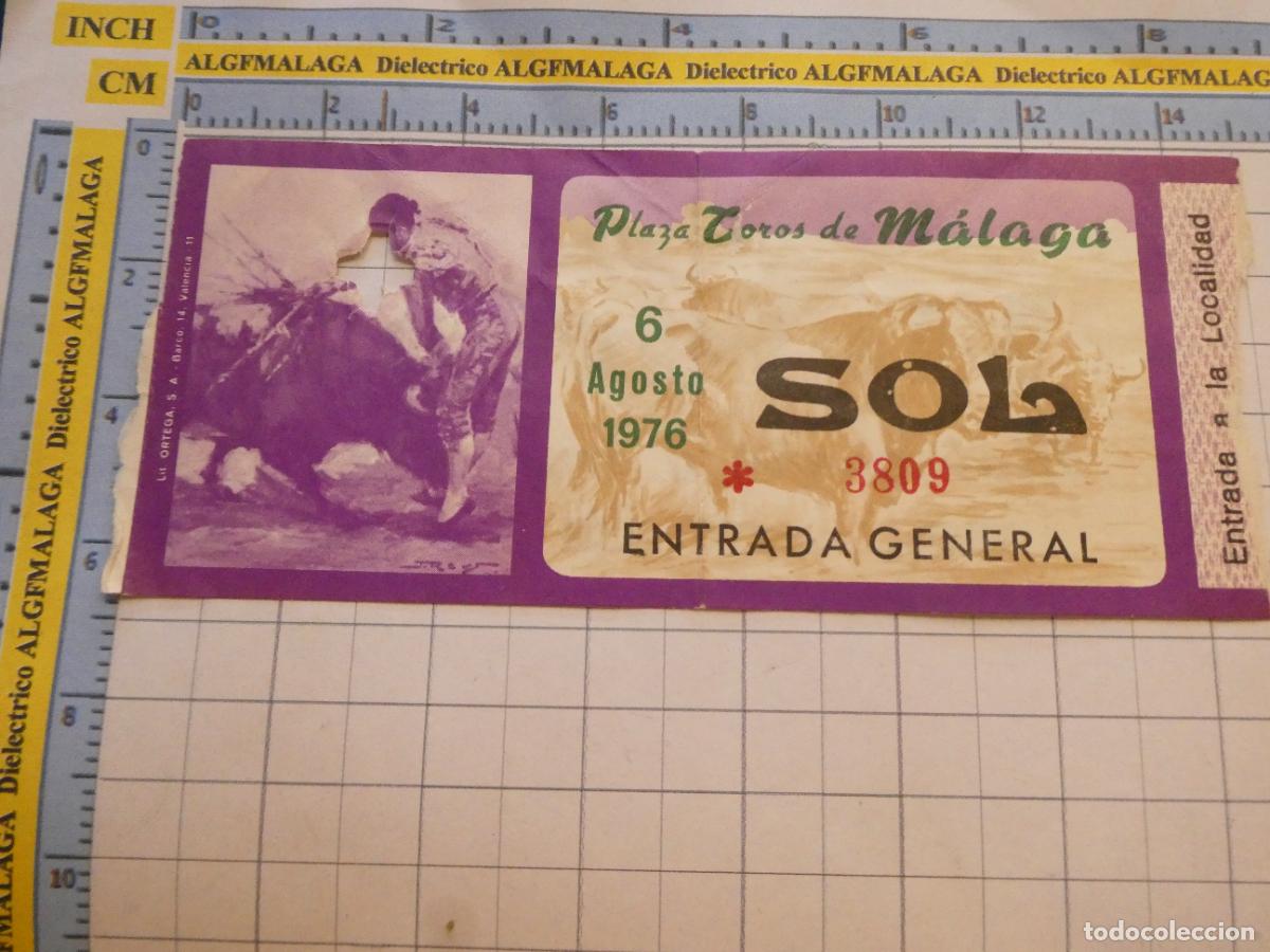 Tauromaquia: ENTRADA TOROS TOREROS CORRIDA PLAZA M&Aacute;LAGA. 6 AGOSTO 1976 PUBLICIDAD CERVEZA VICTORIA. 525