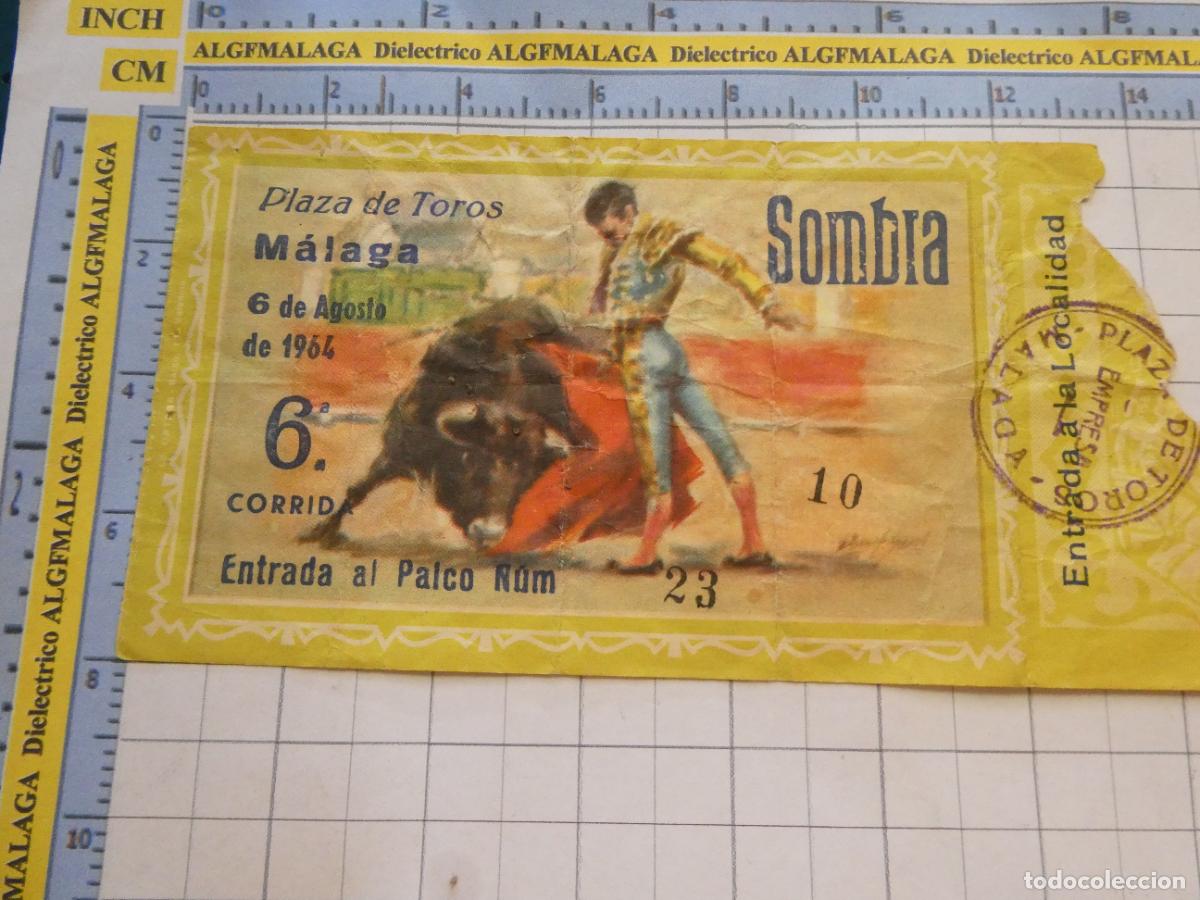Tauromaquia: ENTRADA TOROS TOREROS CORRIDA PLAZA M&Aacute;LAGA. 6 AGOSTO 1964 PUBLICIDAD CERVEZA VICTORIA. 529