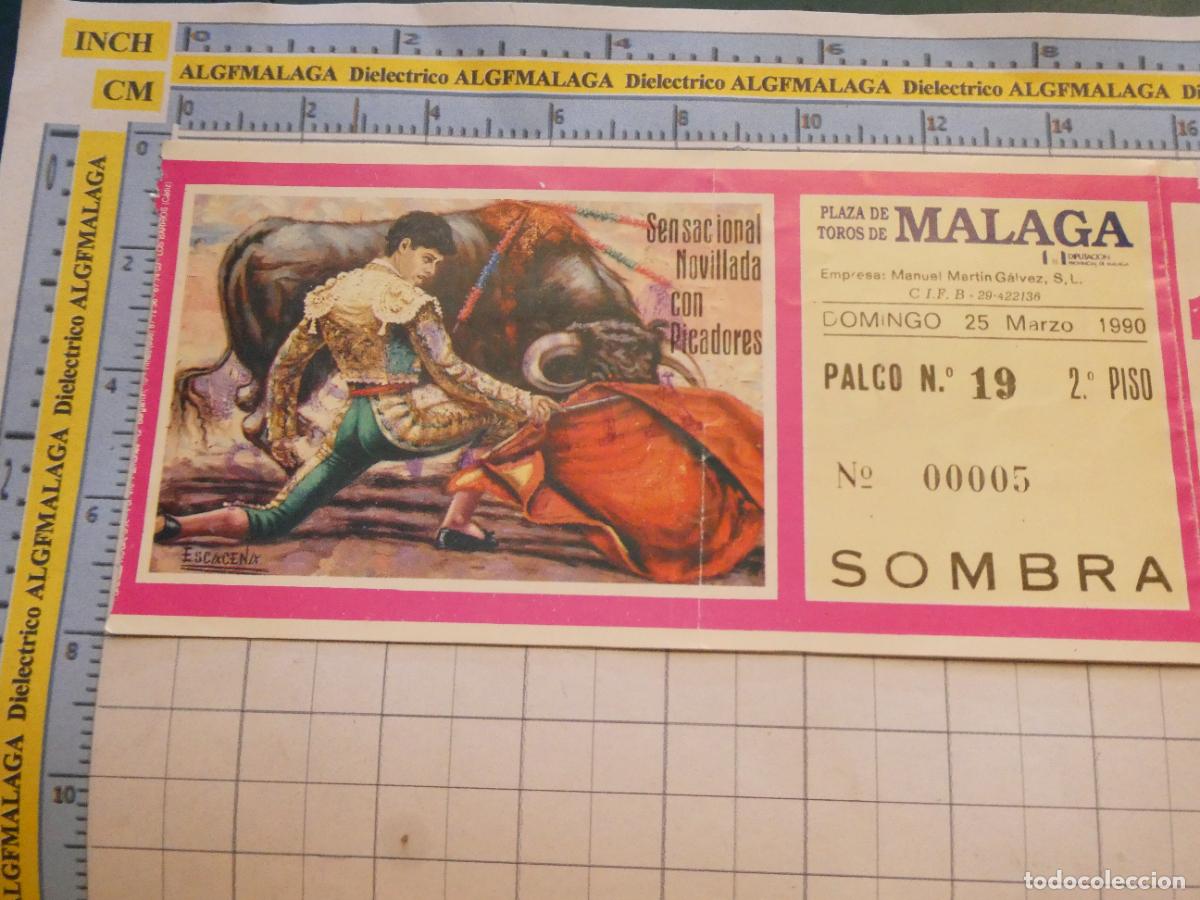 Tauromaquia: ENTRADA TOROS TOREROS CORRIDA PLAZA M&Aacute;LAGA. 25 MARZO 1990 PUBLICIDAD GIN LARIOS. 530
