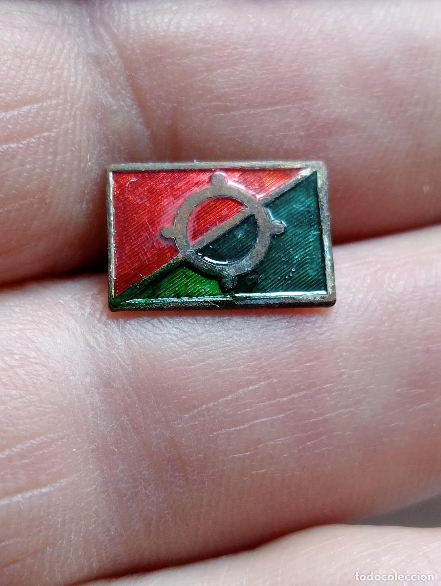 Tauromaquia: INSIGNIA HIERRO DIVISA GANADER&Iacute;A BRAVA IDENTIFICAR PINS TAURINO, TAUROMAQUIA,TOROS , TORERO