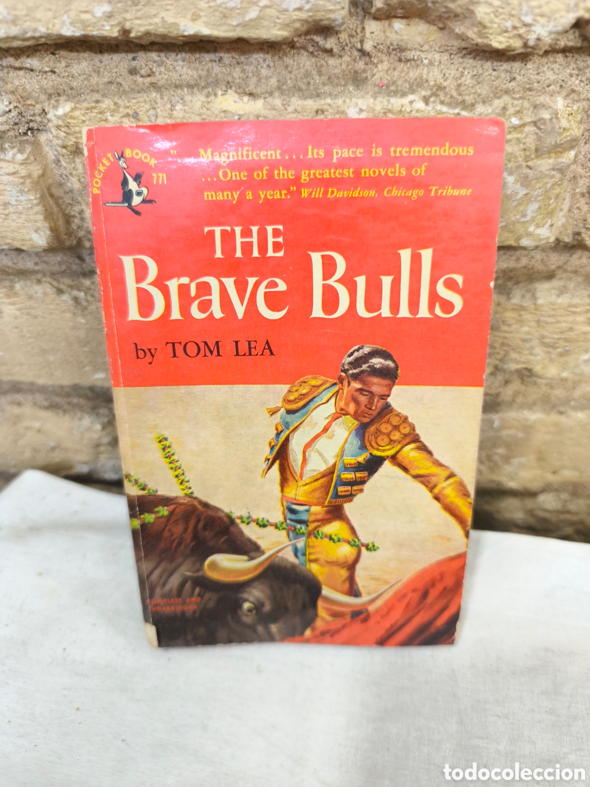 Tauromaquia: THE Brave Bulls by TOM LEA