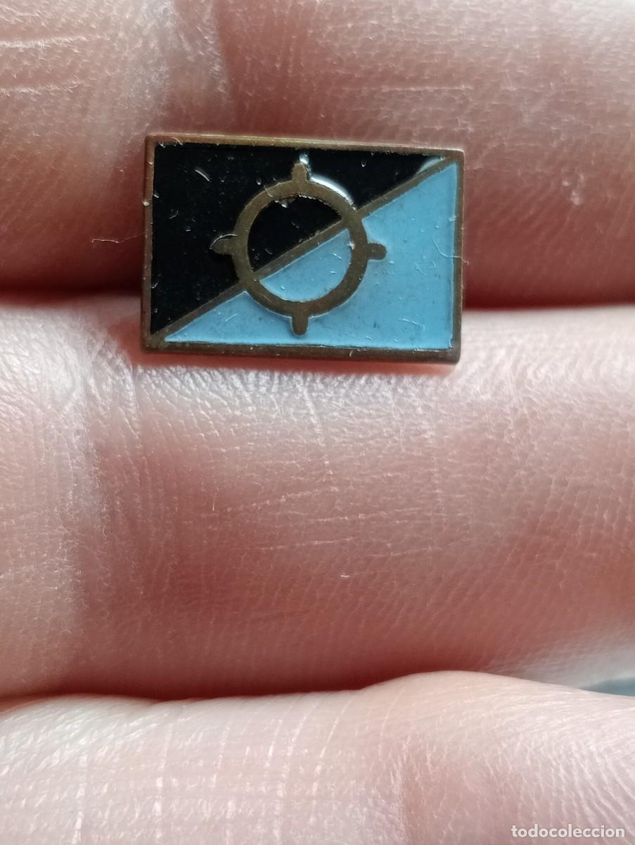 Tauromaquia: INSIGNIA HIERRO DIVISA GANADER&Iacute;A BRAVA IDENTIFICAR PINS TAURINO, TAUROMAQUIA,TOROS , TORERO