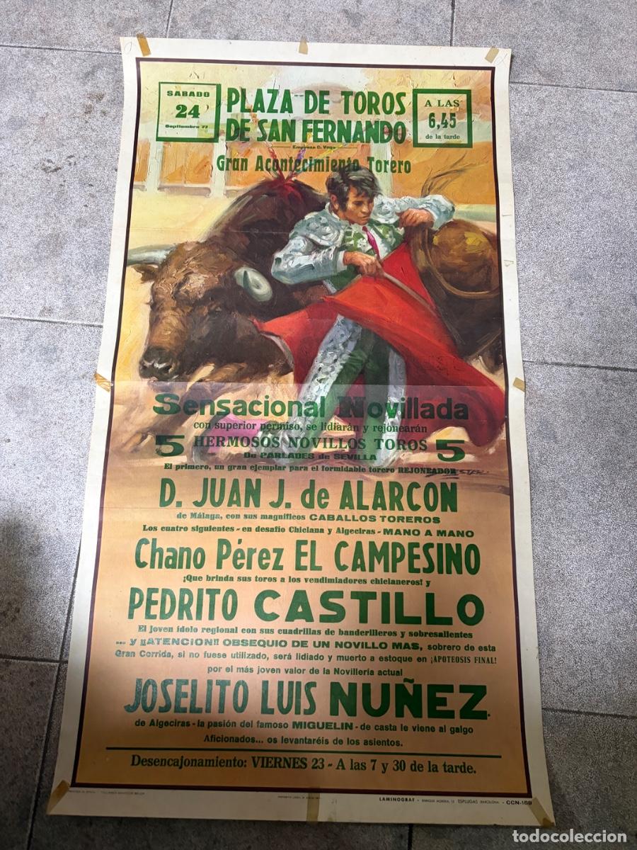 Tauromaquia: CARTEL. PLAZA TOROS SAN FERNANDO. 1977. JUAN J. DE ALARC&Oacute;N. EL CAMPESINO. PEDRITO CASTILLO